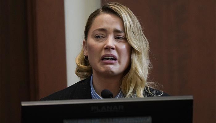 Amber Heard Accuses Depp of Physical Abuse on Her Testimony