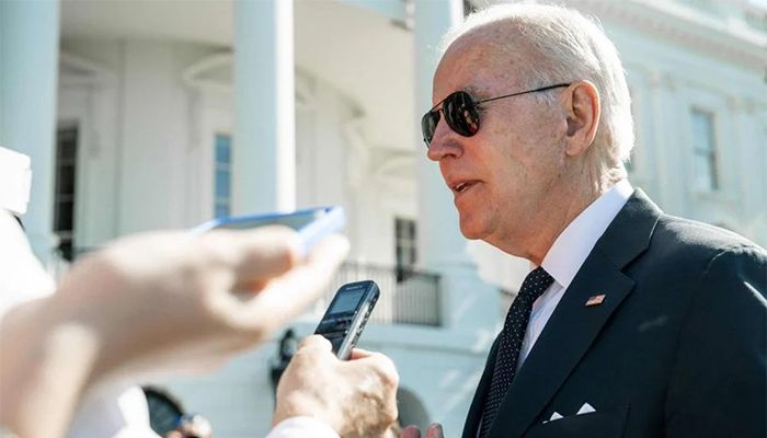 Biden Rules Out Sending Rocket Systems 'That Can Strike into Russia' to Ukraine