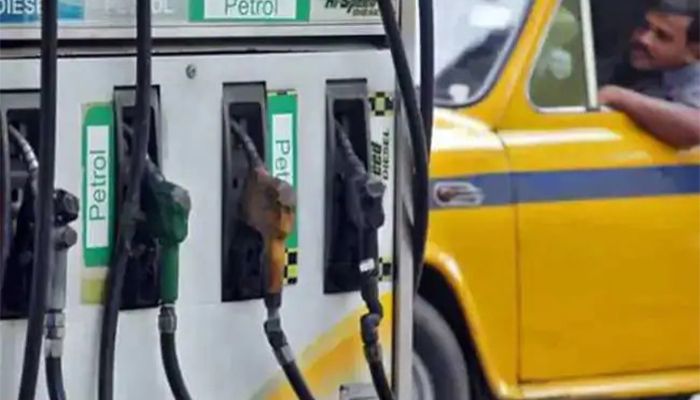 Petrol, Diesel Prices Drop across India 