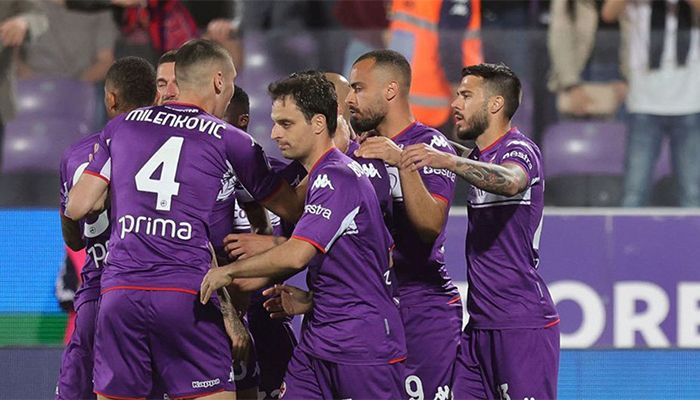 Fiorentina Strike Early to Beat Roma