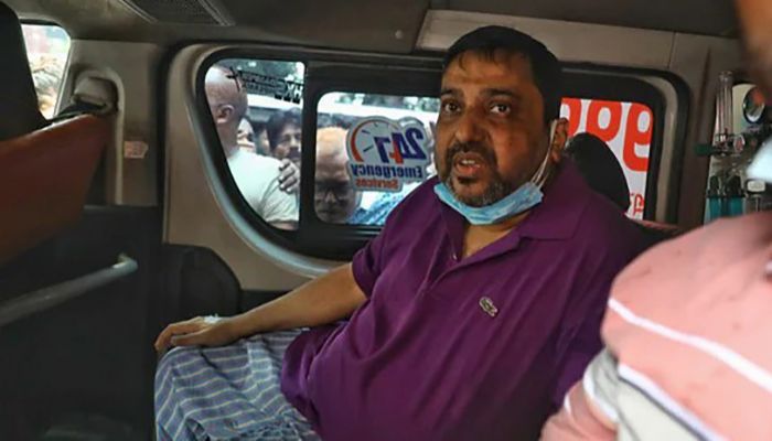 Ex-Jubo League Leader Samrat appeared in court by ambulance || Photo: Collected
