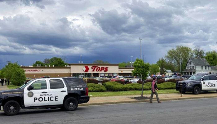 The shooting happened at a supermarket called Buffalo Tops || Photo: AP