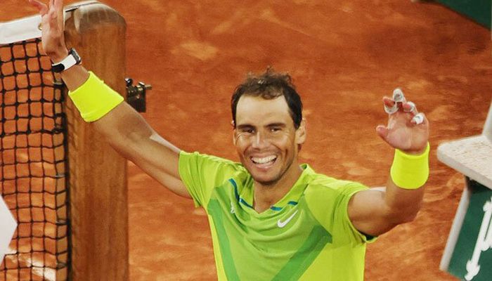 Tennis - French Open - Roland Garros, Paris, France - June 1, 2022 Spain's Rafael Nadal celebrates winning his quarter-final match against Serbia's Novak Djokovic || Photo: REUTERS