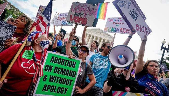 The US Supreme Court Gives States Green Light to Ban Abortion