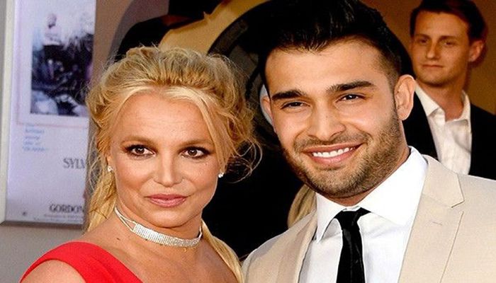 Ex-Husband Crashes Britney's Secret Wedding: Reports 