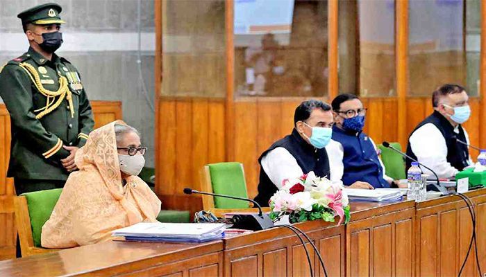 Prime Minister Sheikh Hasina presided over the meeting held in the cabinet room of the Jatiya Sangsad Bhaban || Photo: UNB