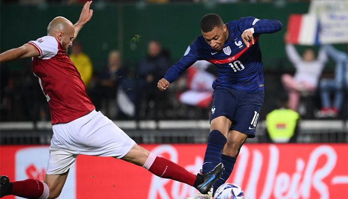 Mbappe Salvages Draw for France in Austria