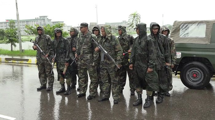 ﻿In Picture: Army Deployed in Sylhet to Tackle Flood Situation || Photo: Star Mail 