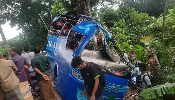 Roads Turning More Perilous: 10 People Killed in Barishal in 24 Hours