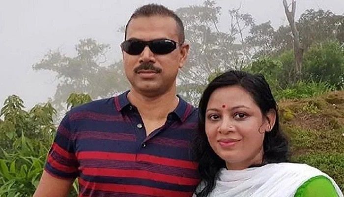 ex-OC Pradeep Kumar Das and his wife Chumki  || Photo: Collected  
