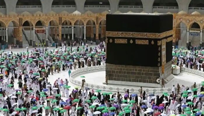 Saudi Welcomes 1 Million for Biggest Hajj Pilgrimage since Pandemic  