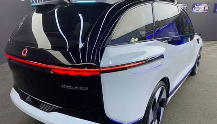Baidu's new autonomous vehicle (AV) Apollo RT6, with a detachable steering wheel, is seen on the sidelines of Baidu World Conference in Beijing, China July 20, 2022 || Photo: Reuters

