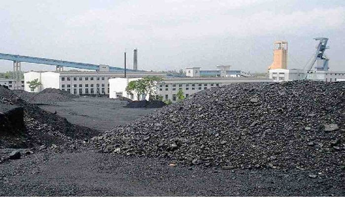 Coal Production Suspended as 90 Mine Workers Contract Covid-19 in Dinajpur