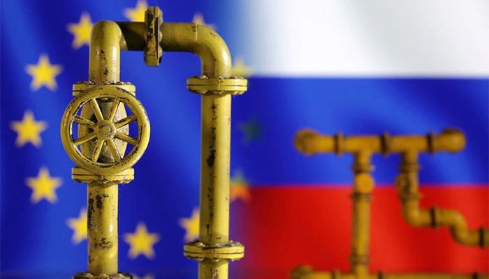 Europe Agrees Compromise Gas Curbs as Russia Squeezes Supply