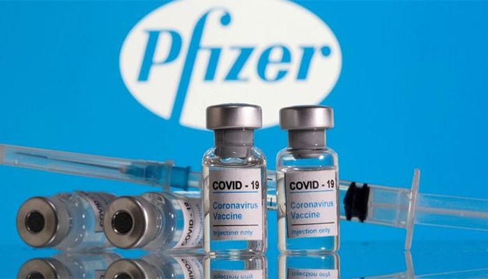 Pfizer Starts Mid-Stage Trial for Vaccine against Omicron Subvariant