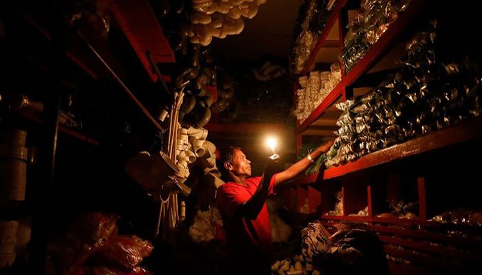 Country Experiences 1915 MW Load Shedding on Tuesday 