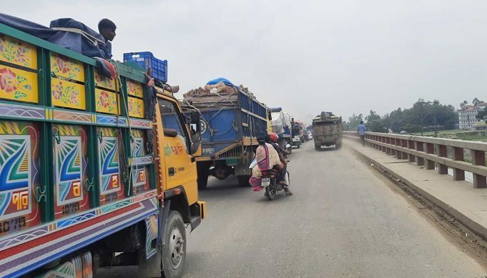 Heavy Traffic, Yet No Jam on Sirajganj Highway     