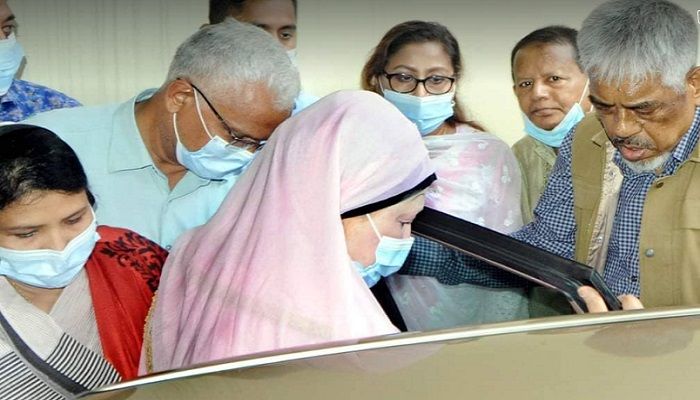 Khaleda Zia at Hospital for Health Check-Up