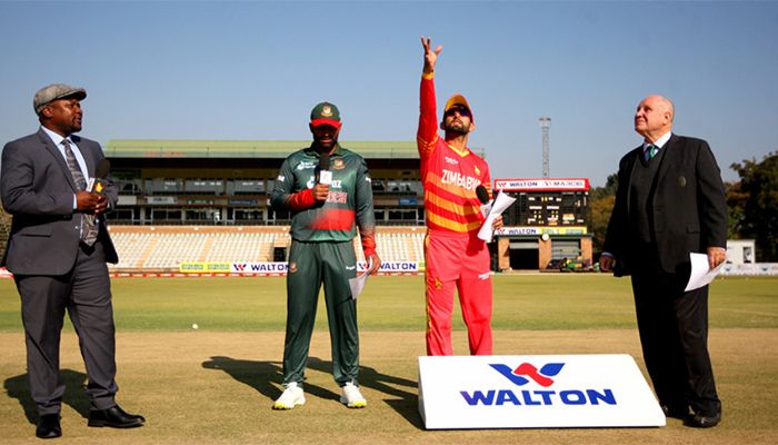 Bangladesh ODI skipper Tamim Iqbal and Zimbabwe captain Sikandar Raza during the toss of the third ODI in Harare on Wednesday || Photo: Twitter