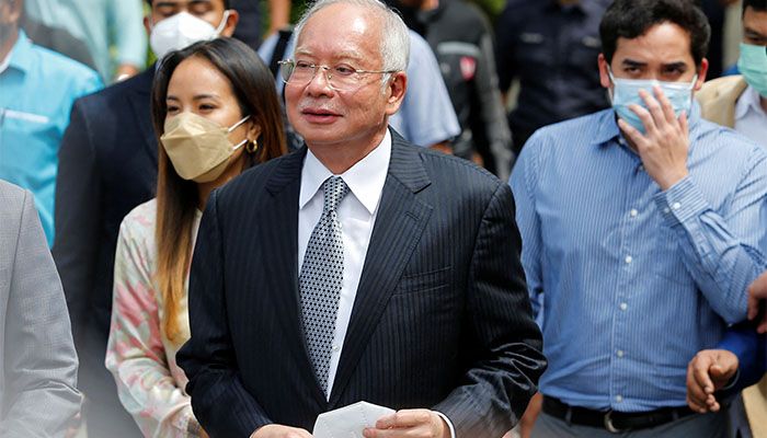 Malaysia's Top Court Sends Najib to Jail As Ex-PM Loses Final Appeal