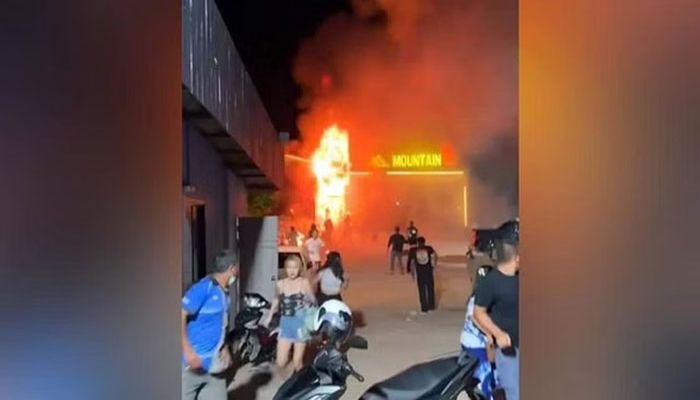 A fire breaks out at Mountain B nightclub in Thailand on Friday Aug 5, 2022 || Photo: Collected 