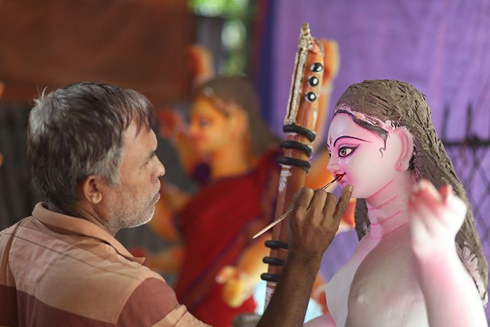 By mixing the sweetness of the mind, the shape of Goddess Durga is perfectly displayed.