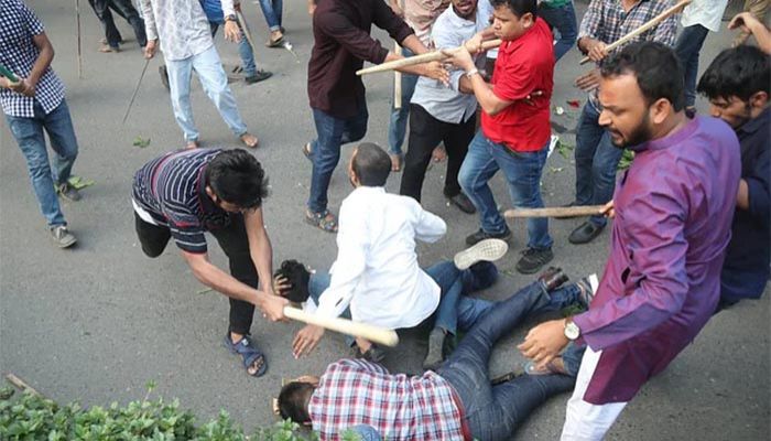 BCL Activists 'Attack' JCD Leaders at DU