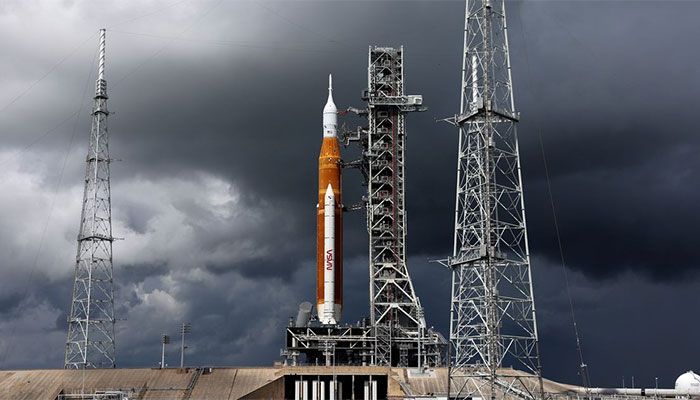 NASA Aims for Saturday Launch of New Moon Rocket after Fixes 