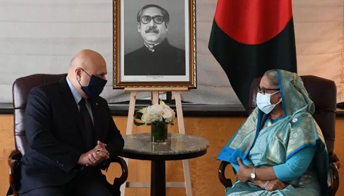 Prime Minister Sheikh Hasina meets Prosecutor of the International Criminal Court (ICC) Karim Khan QC at the bilateral meeting room of Lotte New York Palace hotel on Tuesday || Photo: Collected  