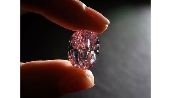 Rare Pink Diamond to Go under Hammer in Geneva