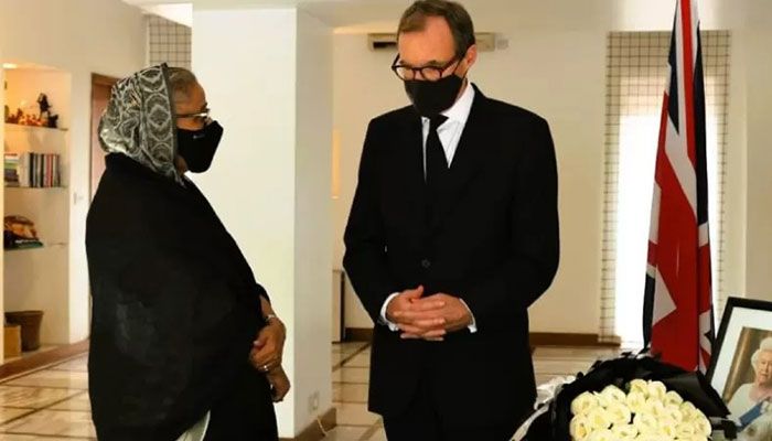 PM Hasina Visits British High Commission to Pay Tribute to Queen 