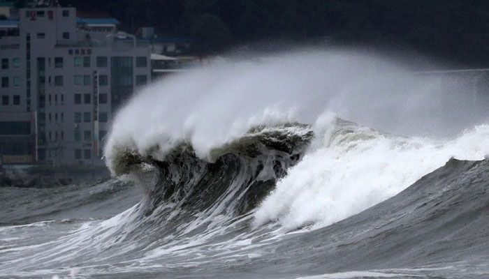 South Korea Typhoon Death Toll Rises to 10 