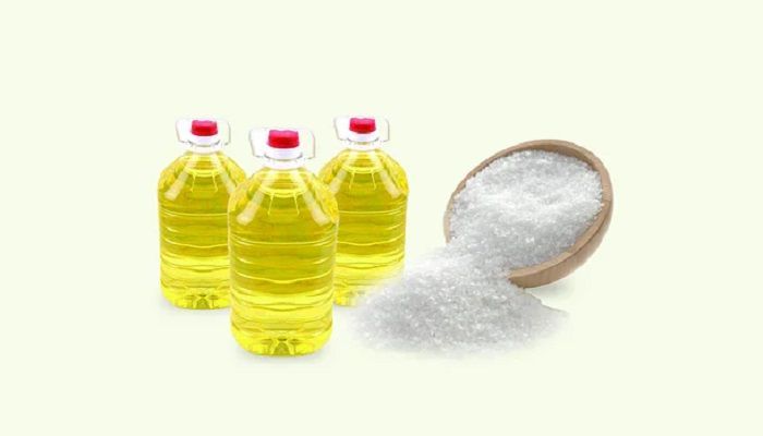 Edible oil and non-packaged sugar || Representational Image 