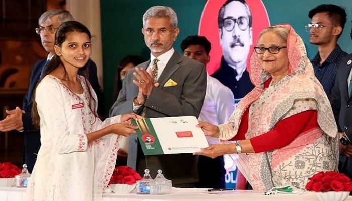 Prime Minister Sheikh Hasina in a programme, organised at a hotel in New Delhi, to award the ‘Mujib Scholarship’ || Photo: Collected 