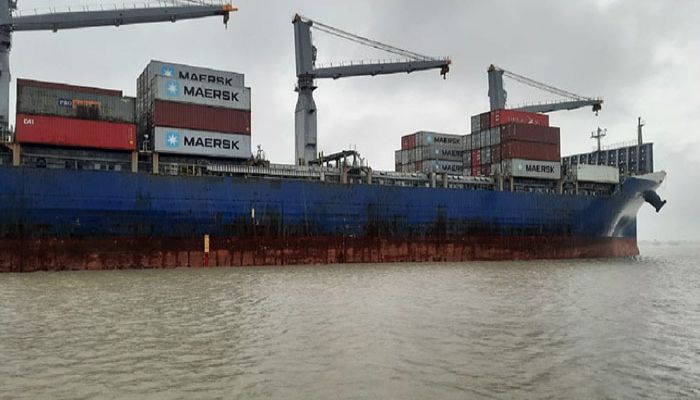 8-Metre Draught Vessel Docks at Mongla for First Time