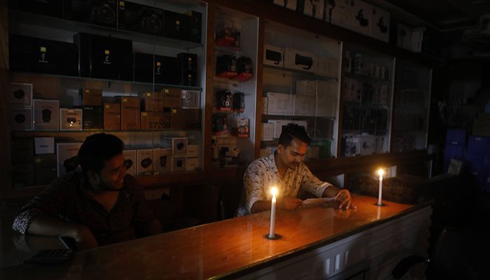 Due to problems in the national grid, various parts of the country have been left without electricity.