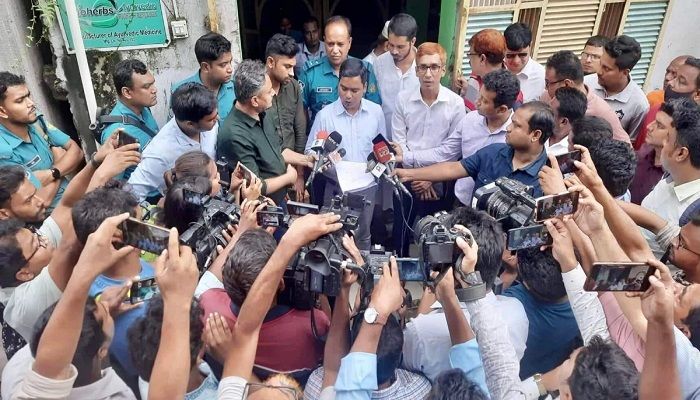 Four Held Over Attacking Journalist in Rajshahi
