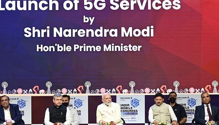 Modi Rolls Out 5G Mobile Internet Services in India
