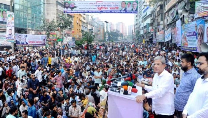 ﻿BNP Secretary General Mirza Fakhrul Islam Alamgir at a protest rally in Dhaka's Nayapaltan || Photo: Collected 