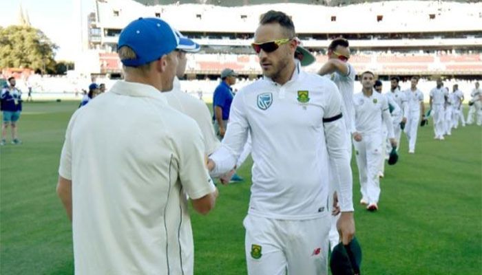 South Africa's Du Plessis Still Has No Time for 'Bully' Warner  