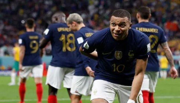 Mbappe Strikes Twice as France Book Round of 16 Berth