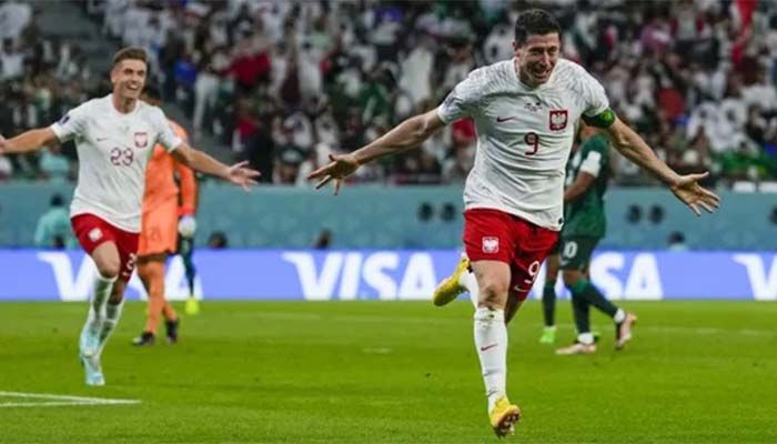 Poland defeated Saudi Arabia in their FIFA World Cup 2022 fixture, in Qatar || Photo: AP