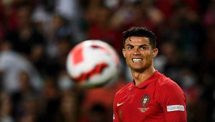 Ronaldo Leads Portugal Squad Searching for First World Cup  