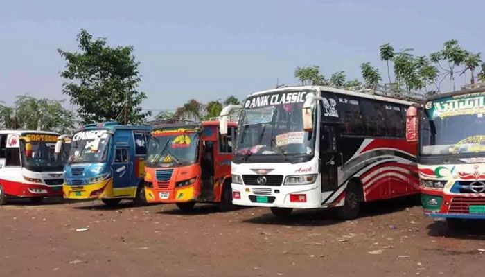 Barishal Transport Strike Ahead Of BNP Rally Hits Commuters Hard   