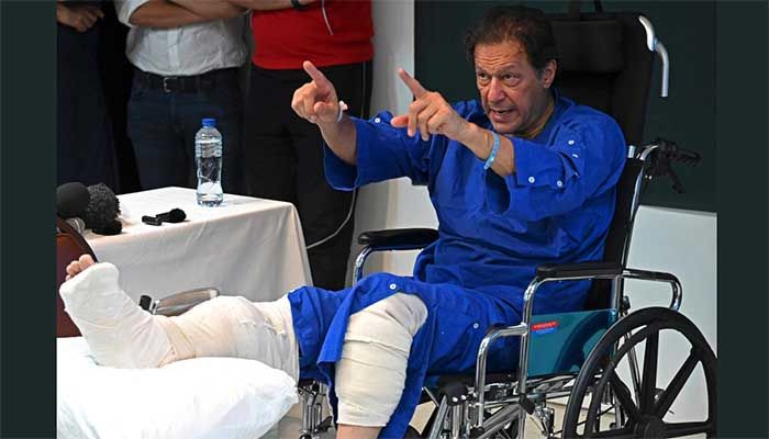 Ex-Pakistan Prime Minister Imran Khan was treated at the hospital after being shot in the legs in a failed assassination attempt || Photo: Collected 