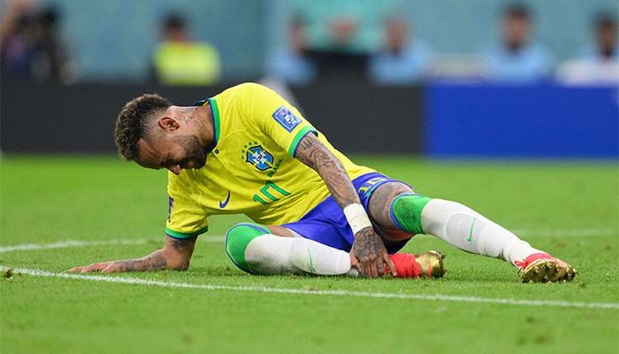 Brazil Confident Injured Neymar Will Be Back to Lead World Cup Bid