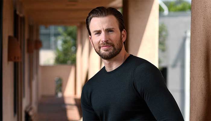Chris Evans Named People Magazine’s 'Sexiest Man Alive' 