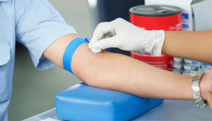 Japan Approves Alzheimer's Blood Test Kit   