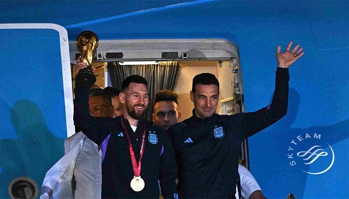 World Cup Winners Argentina Arrive Back in Buenos Aires   