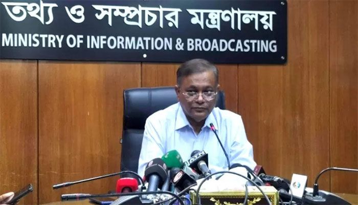Information Minister Hasan Mahmud exchanges views with journalists at the conference room of his ministry at the Secretariat on Sunday || UNB Photo